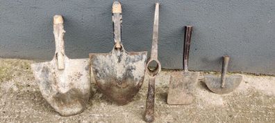 Gardening/ Builders spade blades pick axe blade, garden shovel blade, half moon lawn cutter