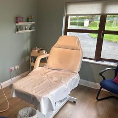 Massage/Beauty/Chiropody couch