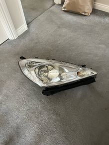 honda jazz drivers side headlight