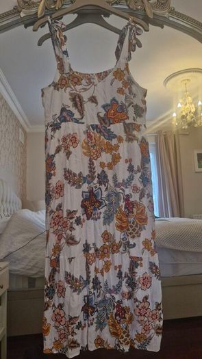 Gorgeous sun dress