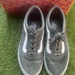 Vans charcoal and white uk 10