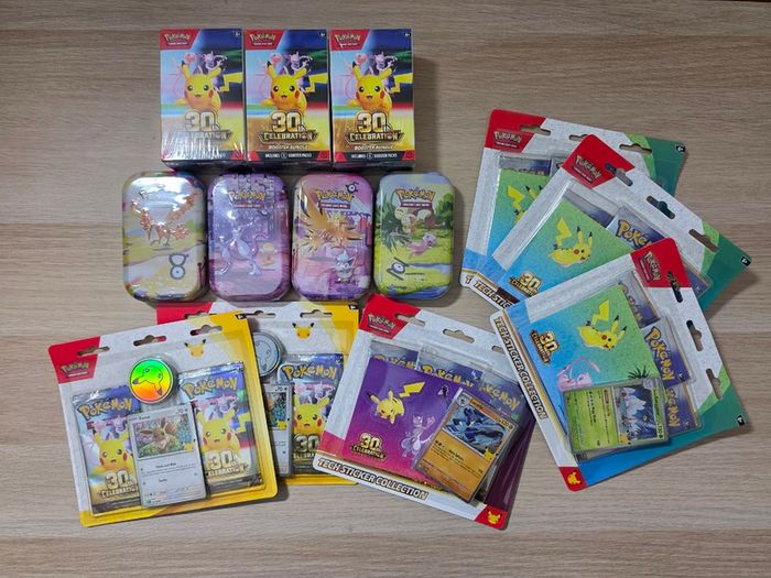 Pokemon TCG 30th Celebration Bundle
