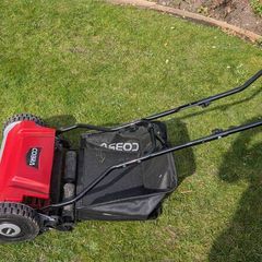 Rotary lawnmower