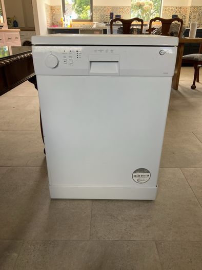 Flavel dishwasher