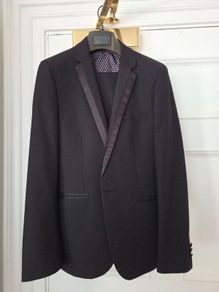 Ventiuno 21 slim fit tuxedo 36R 30R