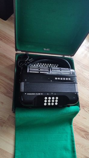 Hohner Morino Club N Button Accordian C/F