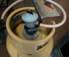gas bottle+ regulator