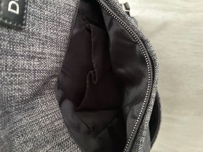 DOMISO 10.1" Waterproof Tablet / Laptop Pouch Bag Canvas with USB Charging Port Headphone Hole