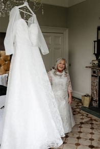 mother of the bride /groom