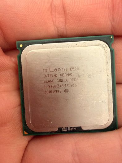 Bundle of 20 Vintage Intel CPUs  Core 2 Duo Core 2 Quad Xeon Socket 775 771