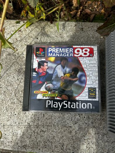PlayStation 1 + Controller + Premier Manager