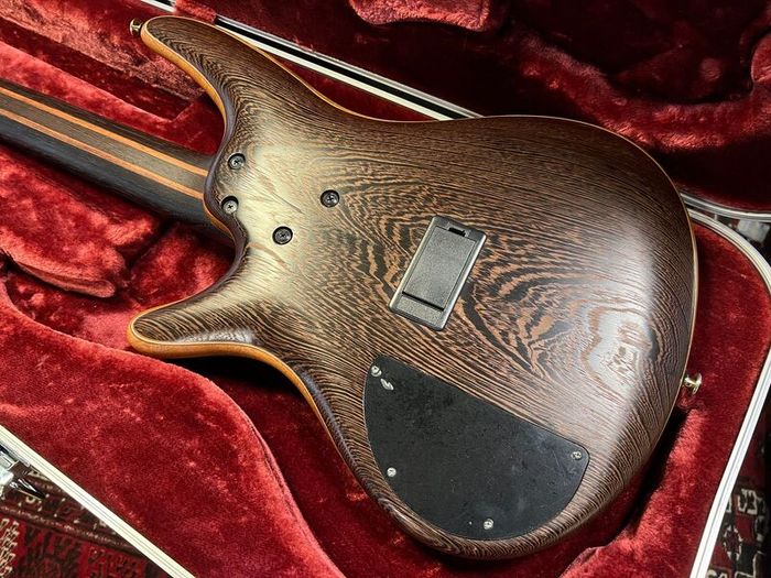 Ibanez SR5005 Prestige 5-string bass