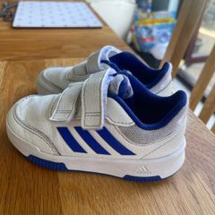Adidas tensaur hook and loop trainers white and blue like New Toddler runners