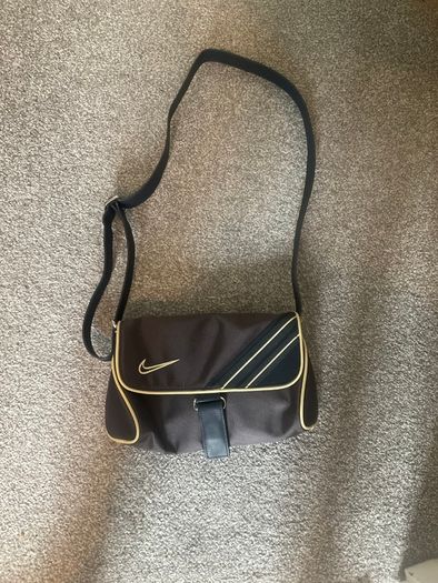 Nike shoulder bag