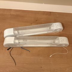 NEW LED Shaver Lights 2 Pairs Unused Bathroom Remodel Leftovers