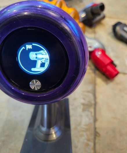 Dyson V15 submarine