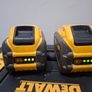 2 x Dewalt flex 9AH batteries Image 3