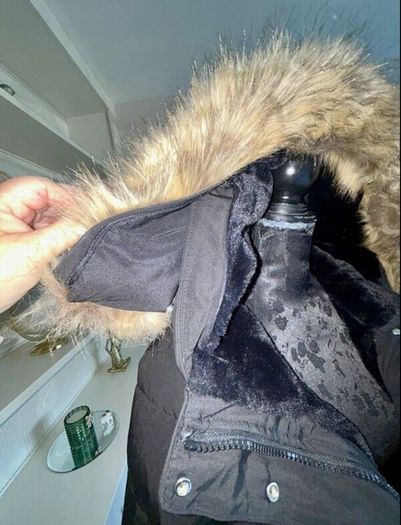 Black Hooded Long Winter Coat from Zara. Size Small UK 8 / EU 36