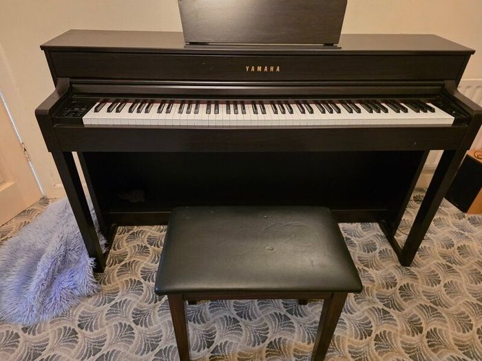 Yamaha Clavinova CLP-535