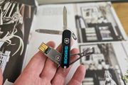 Victorinox Swiss Bit Swiss Army Knife Keychain tool with 16GB pen drive