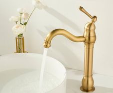 Antique Brass Vintage Retro Tall Tap for Bathroom Basin, High Rise Bathroom Sink Mixer Tap with 360 Swivel Spout, Brass Construction Basin Mixer Tap, Cloakroom Classic Countertop