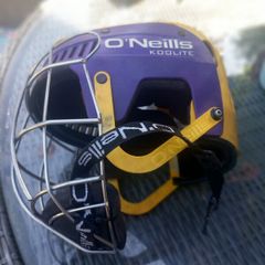 O'Neill helmut GAA, medium child's, D18