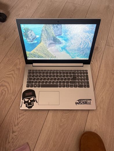 Laptop Lenovo