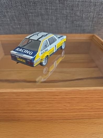Ford Escort RS1800 MkII #1 Rally Acropolis 1979 Waldegard Diecast Model 1:43