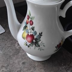 A Selection Of Vintage Tea Pots