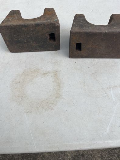 2 antique 7lb weights