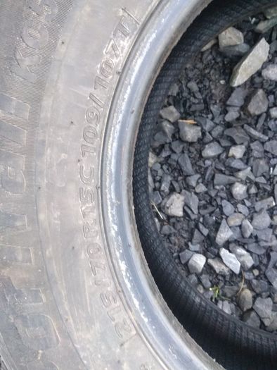 tyres 215 70 r15c
