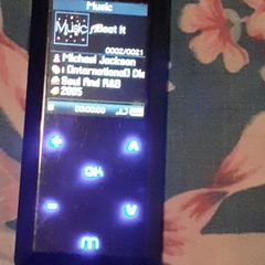 Hitachi Touch Mp3 Player 2 Gig