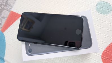 iPhone 7 32gb black