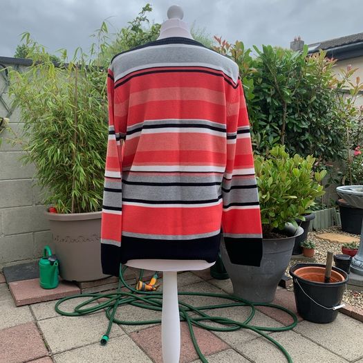 Gerry Weber ladies knit jumper. Size 18