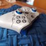 Xbox Controller (Gears 5 Limited Edition) Image 9