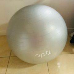 birthing ball/gym ball
