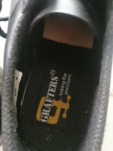 men's shoes