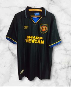 Man Utd ( Bruce 4 ) Retro Jersey , Large.