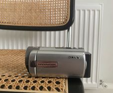 Sony handycam Dcr-sx45 2000x digital zoom