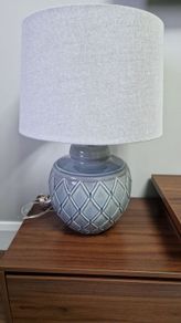 Table lamp