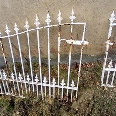 gates