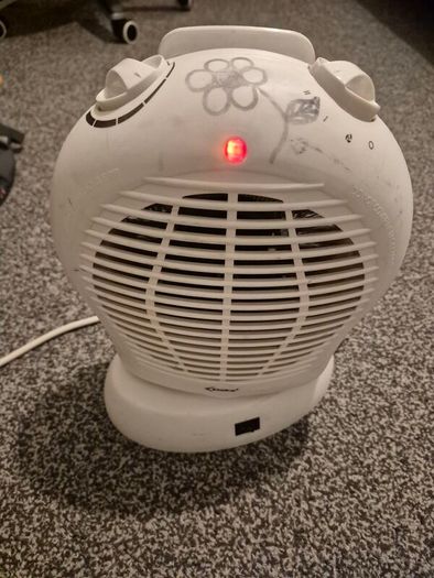Delta Portable Electric Fan Heater