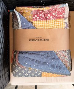 Quilted floral summer blanket