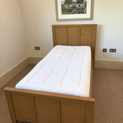 Quality 3ft Oak Single Bed + Mattress + Topper + Duvet | Cost 780 > 450