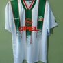 Ireland 1994 (away/keane 6 ) Jersey . Image 2