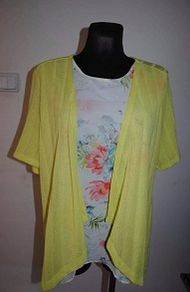 Bonmarche 2 in1 yellow floral top size UK18 EU46 Perfect condition Postage included