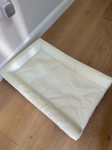 baby changing mat