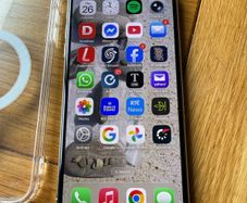 iPhone 11 Pro Max.