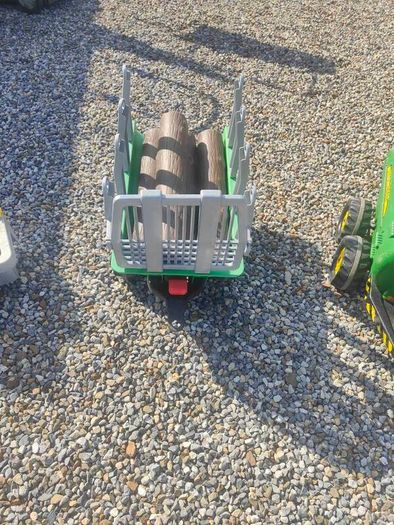 JCB Kids dumper (rolly toys)