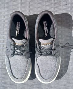 Skechers